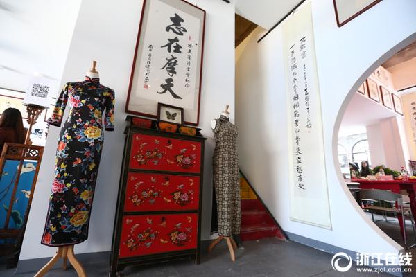 內蒙古自治區首臺套2000Nm3/h電解槽正式下線
