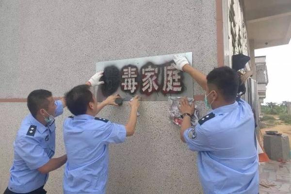 江蘇常熟16輛氫燃料電池公交車上路運營 搭載捷氫科技燃料電池系統(tǒng)