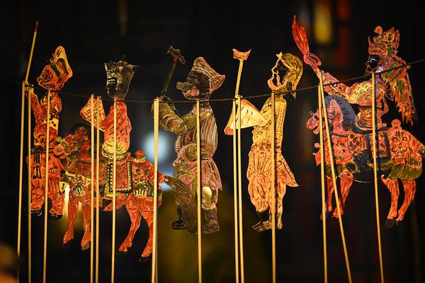 濟(jì)南:“雙警”進(jìn)校園 安全記心間 現(xiàn)場(chǎng)演示防暴力安全技能等