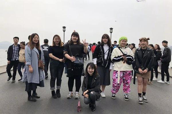 中國首個全息數(shù)字電網(wǎng)在江蘇建成