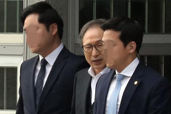 年輕人對于過去20年我們到底取得了多大成就，根本沒概念