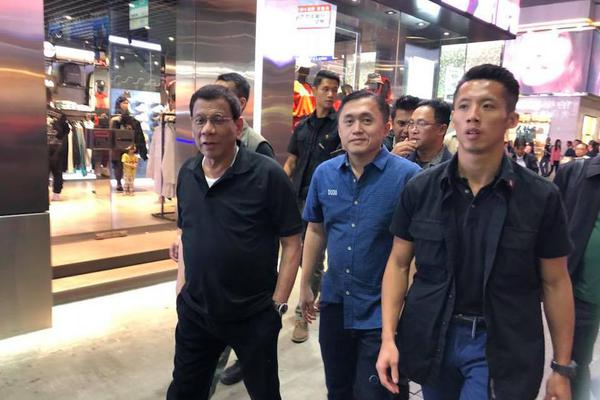 千佛山&ldquo;山洞&rdquo;避暑納涼點："洞內"溫度適宜 還能停放機動車