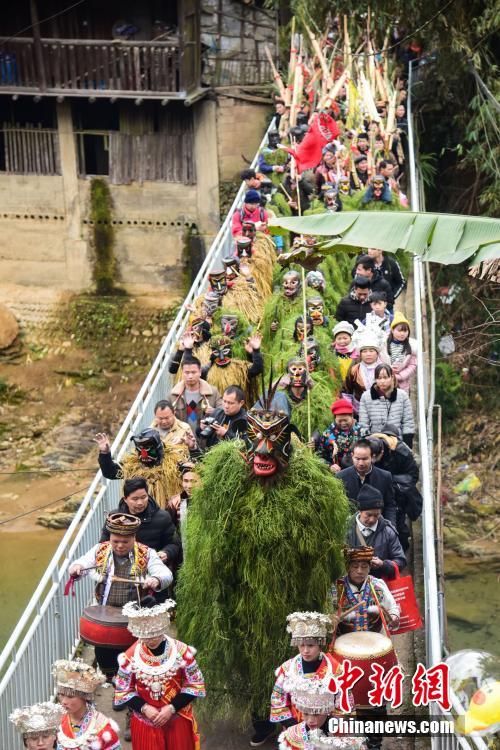 我出軌前男友被發現,老公發現月余后和平攤牌,才發現我很傻