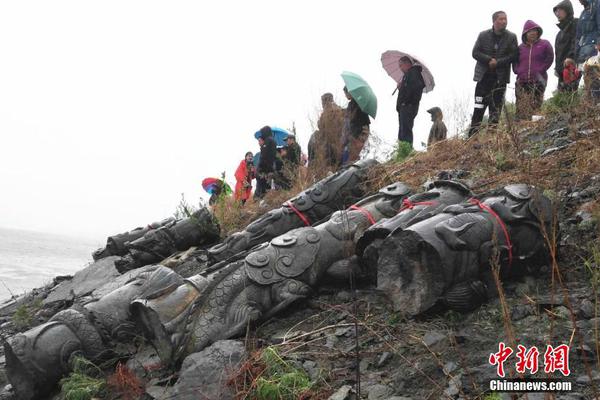 津城飄起十片“云” 市民生活全智能