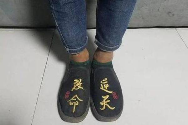 網(wǎng)紅不努力，三年就過氣